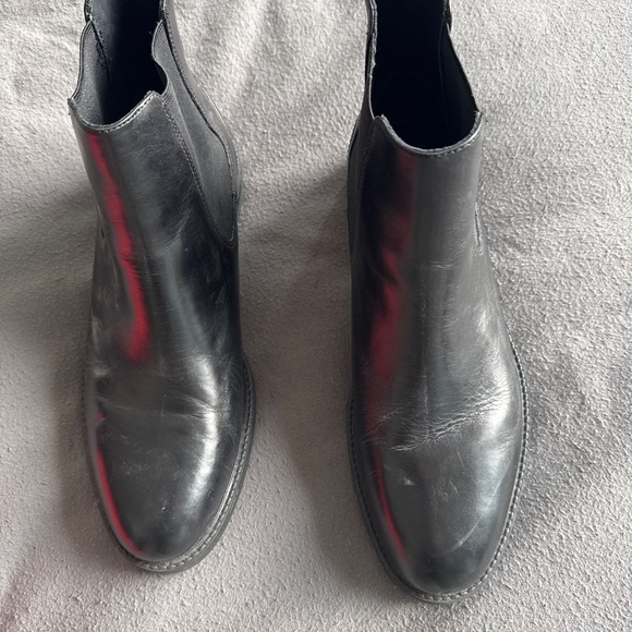 Steve madden Chelsea boots - Picture 2 of 3